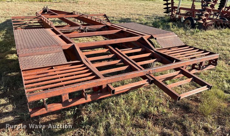 image for item IE9213 Donahue Manufacturing 800 windrower trailer