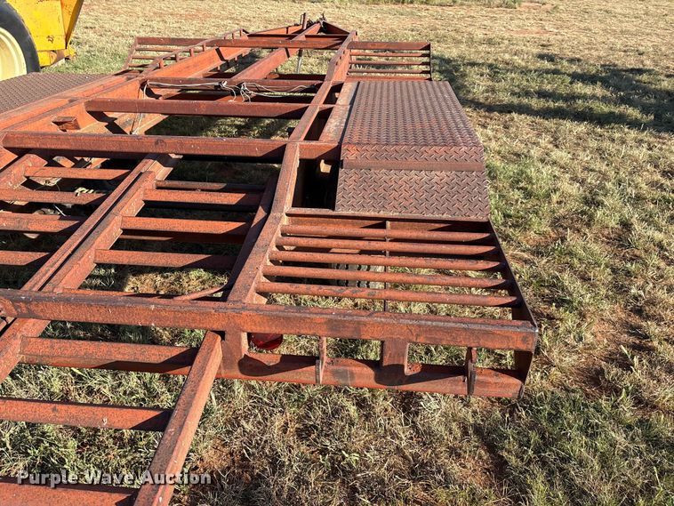 image for item IE9213 Donahue Manufacturing 800 windrower trailer