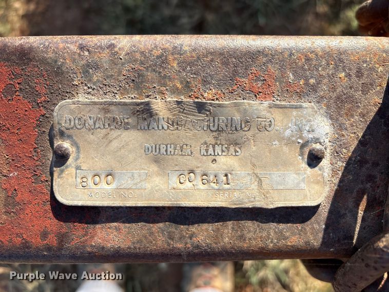 image for item IE9213 Donahue Manufacturing 800 windrower trailer