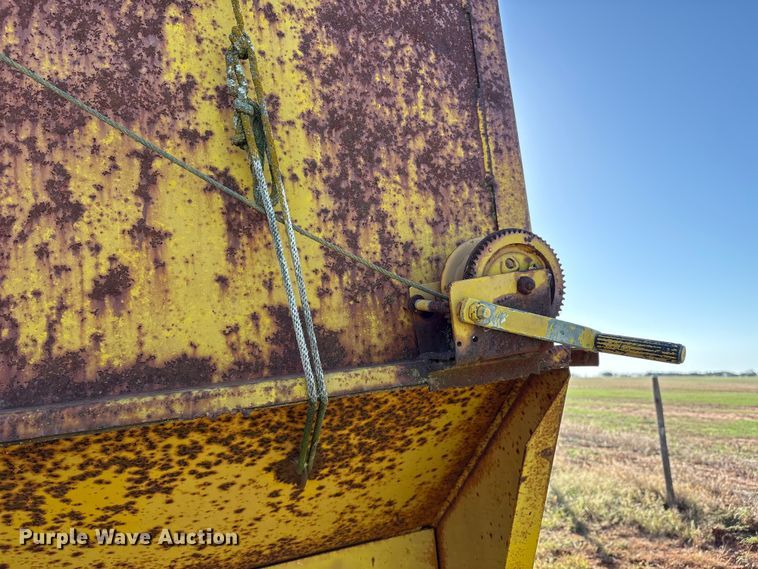 image for item IE9214 Big 12 12K grain cart