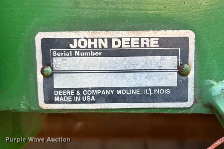 image for item IE9215 John Deere 535 round baler