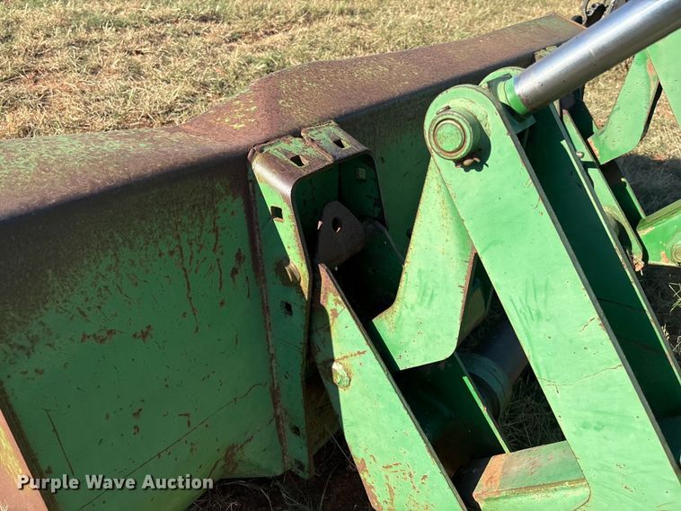 image for item IE9216 1960 John Deere 4010 tractor