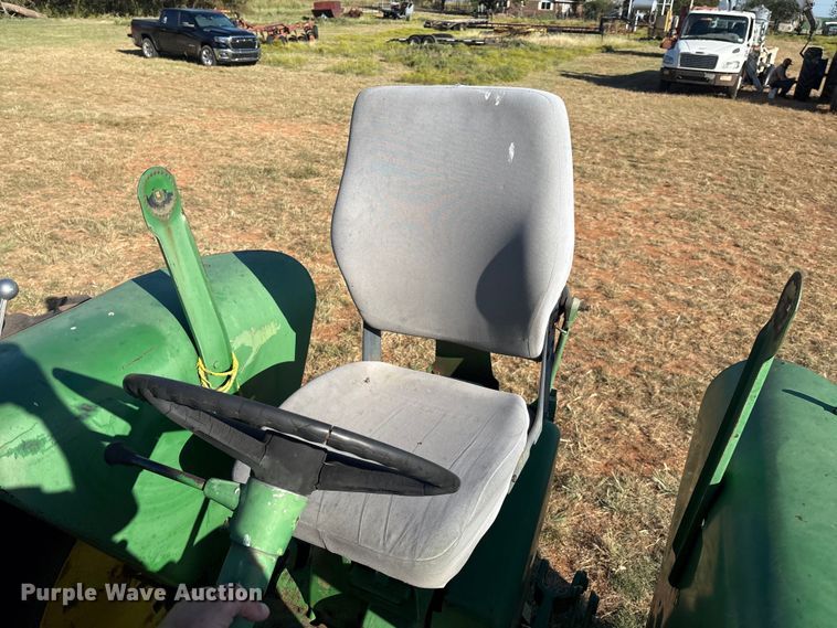 image for item IE9216 1960 John Deere 4010 tractor