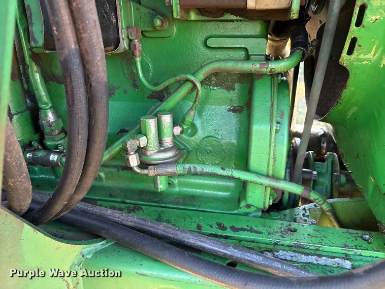 image for item IE9216 1960 John Deere 4010 tractor