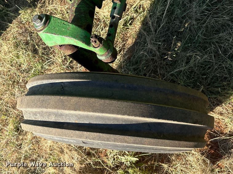 image for item IE9216 1960 John Deere 4010 tractor