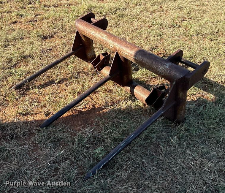 image for item IE9216 1960 John Deere 4010 tractor