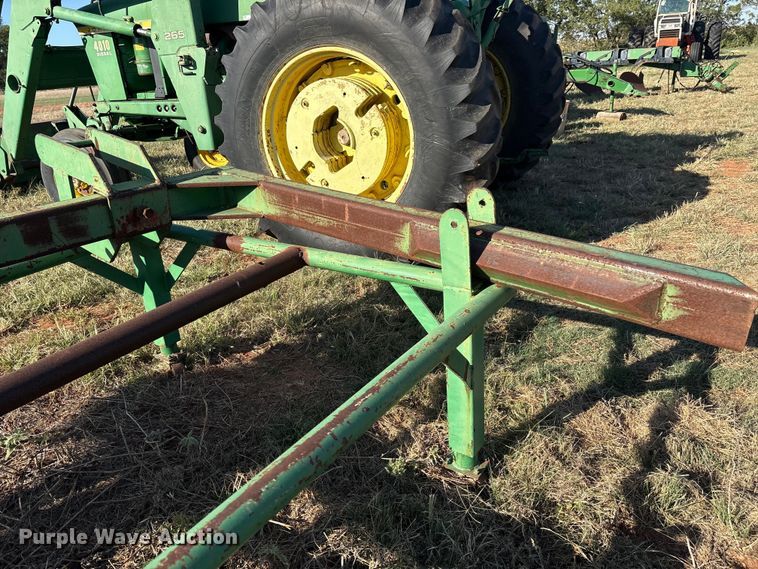 image for item IE9216 1960 John Deere 4010 tractor