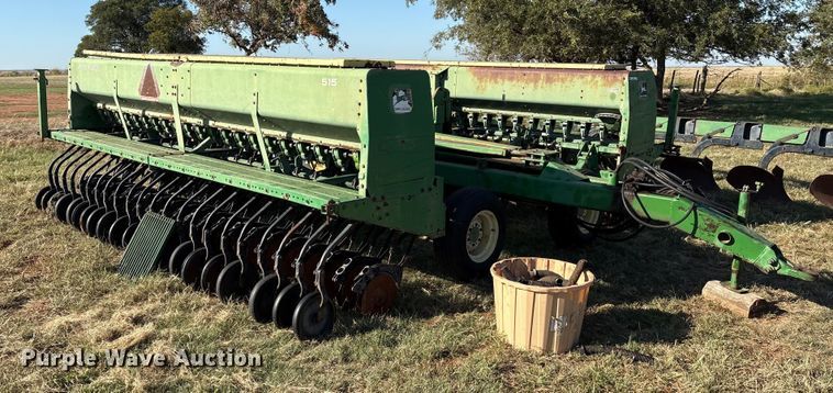 image for item IE9217 John Deere 515 grain drill