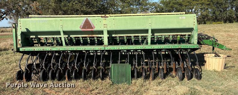 image for item IE9217 John Deere 515 grain drill