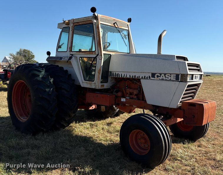 image for item IE9219 Case 2390 tractor