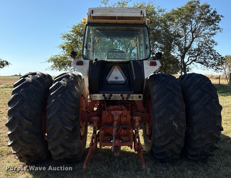 image for item IE9219 Case 2390 tractor