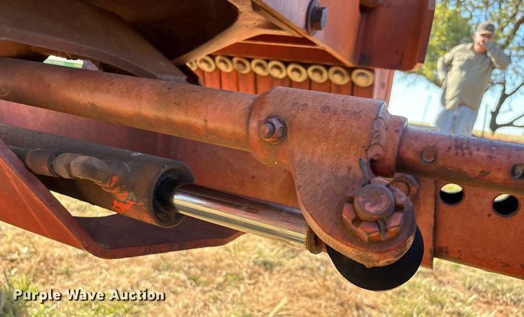 image for item IE9219 Case 2390 tractor