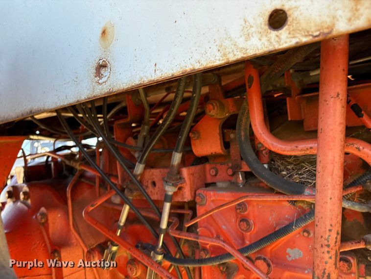 image for item IE9219 Case 2390 tractor