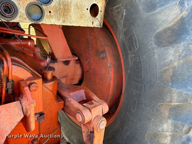 image for item IE9219 Case 2390 tractor