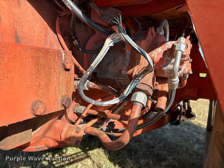 image for item IE9219 Case 2390 tractor