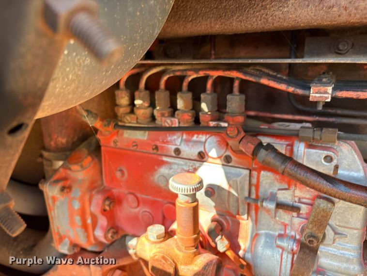 image for item IE9219 Case 2390 tractor