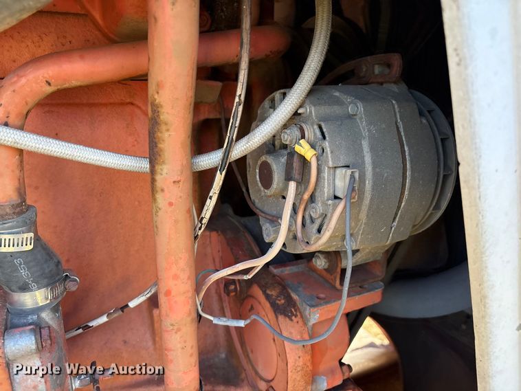 image for item IE9219 Case 2390 tractor