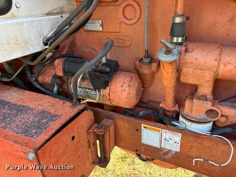 image for item IE9219 Case 2390 tractor