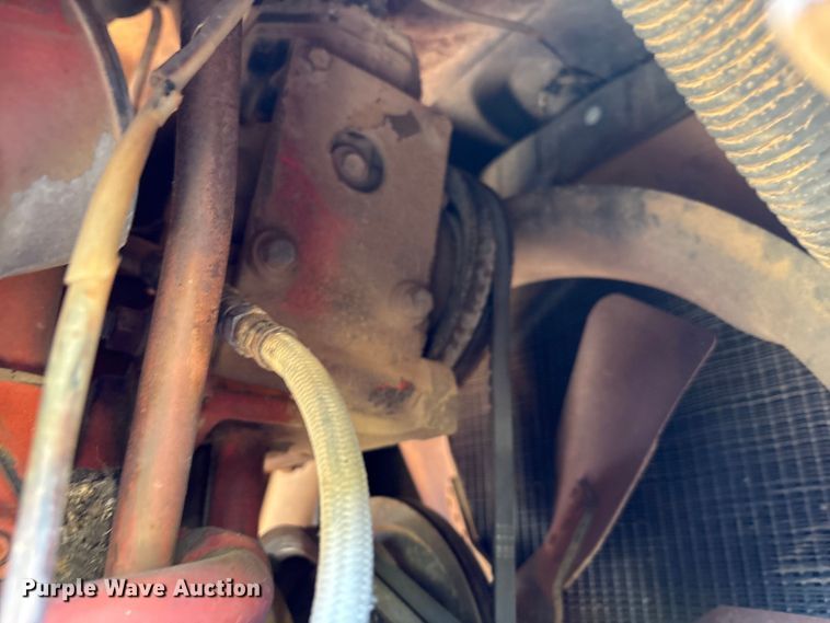 image for item IE9219 Case 2390 tractor