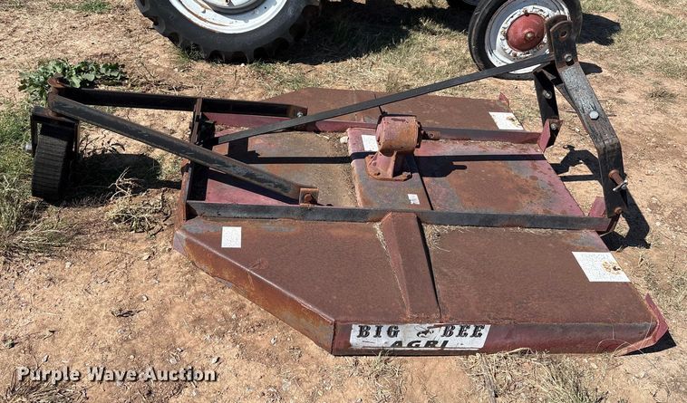 image for item IE9224 Ford 8N tractor