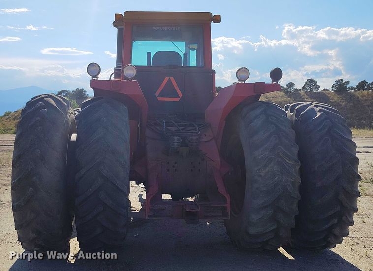 image for item IP9656 1984 Versatile 945 4WD tractor