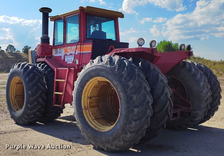 image for item IP9656 1984 Versatile 945 4WD tractor