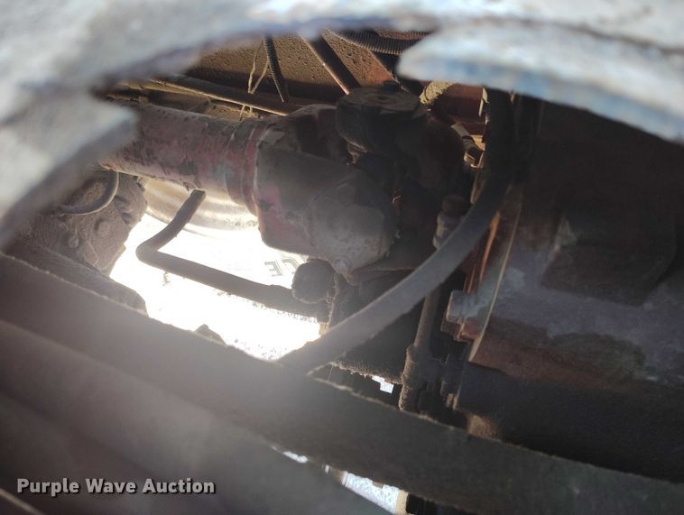 image for item IP9656 1984 Versatile 945 4WD tractor