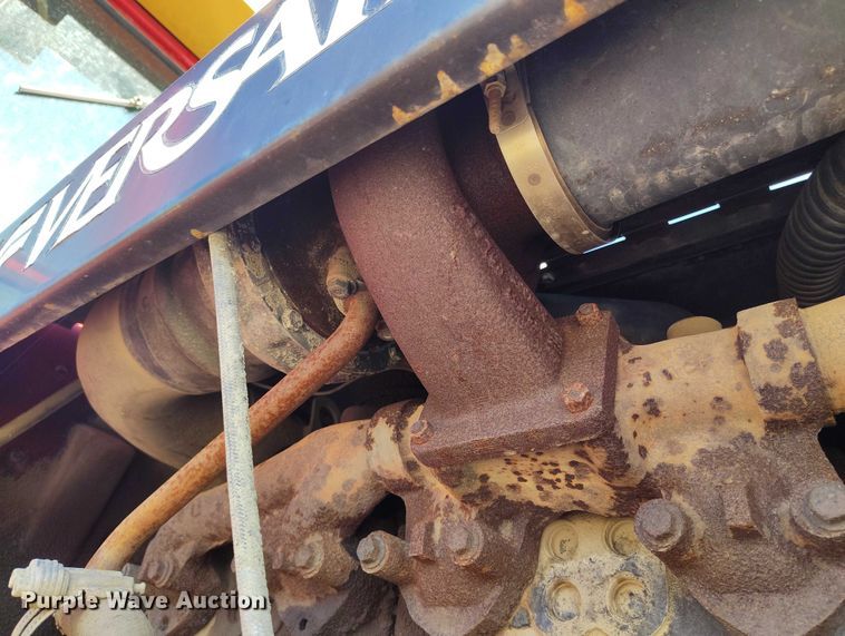 image for item IP9656 1984 Versatile 945 4WD tractor