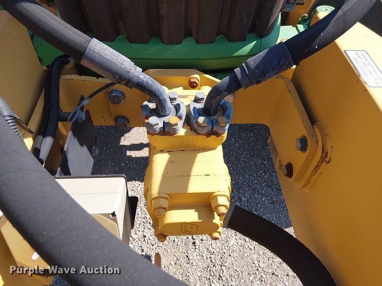 image for item NU9729 John Deere 5095M MFWD tractor