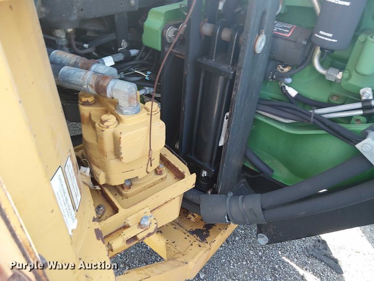 image for item NU9729 John Deere 5095M MFWD tractor