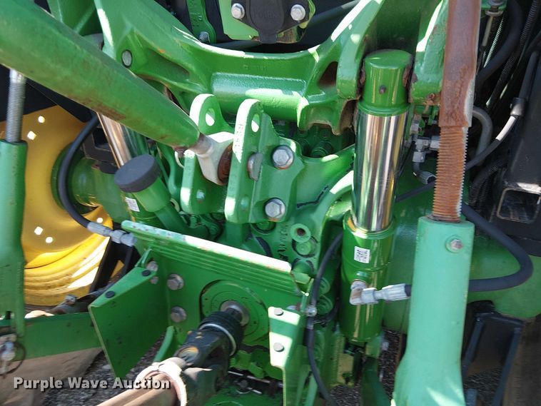 image for item NU9729 John Deere 5095M MFWD tractor