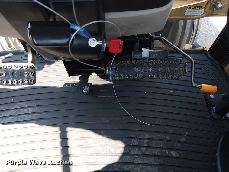 image for item NU9729 John Deere 5095M MFWD tractor