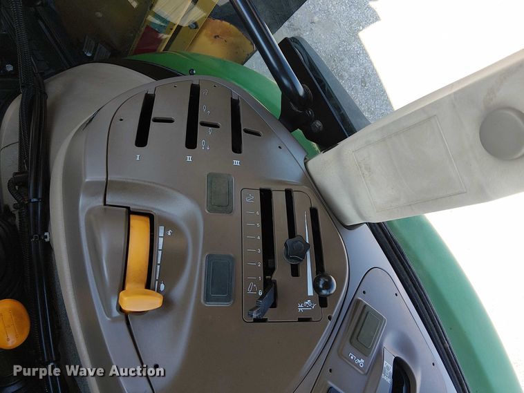 image for item NU9729 John Deere 5095M MFWD tractor