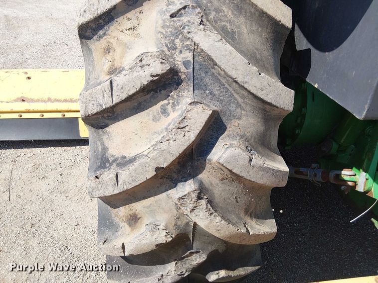 image for item NU9729 John Deere 5095M MFWD tractor