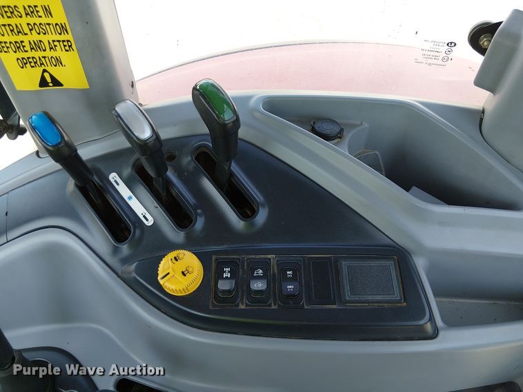 image for item YA0831 2017 Kioti PX1153 MFWD tractor