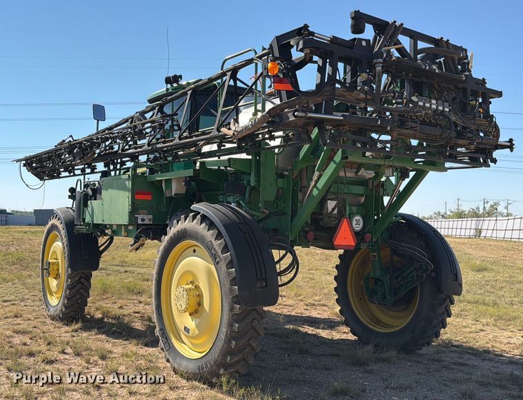 image for item YA1145 2010 John Deere 4730 sprayer