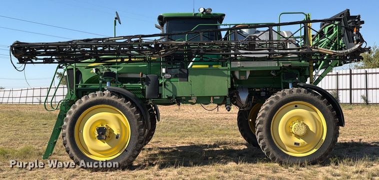 image for item YA1145 2010 John Deere 4730 sprayer