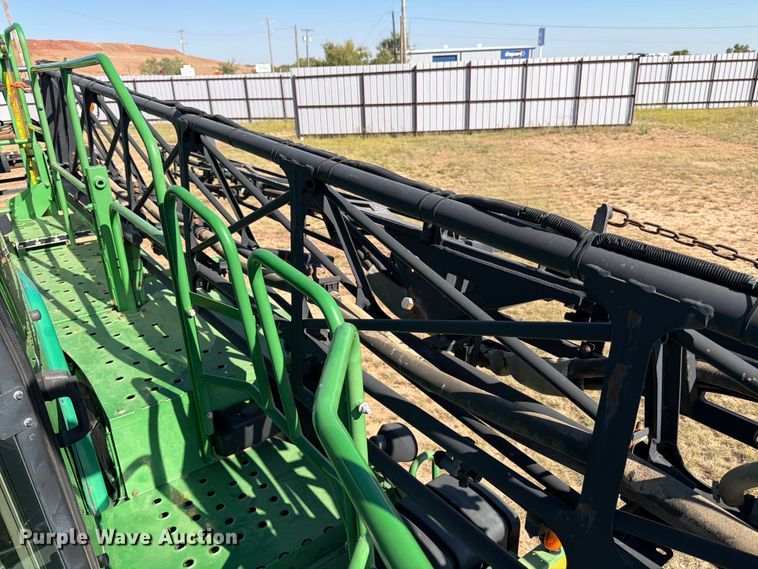 image for item YA1145 2010 John Deere 4730 sprayer