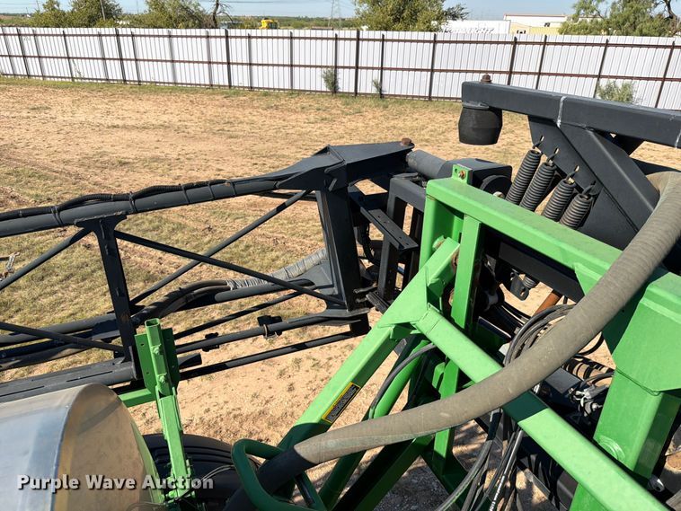 image for item YA1145 2010 John Deere 4730 sprayer