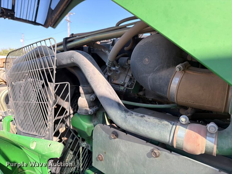 image for item YA1145 2010 John Deere 4730 sprayer
