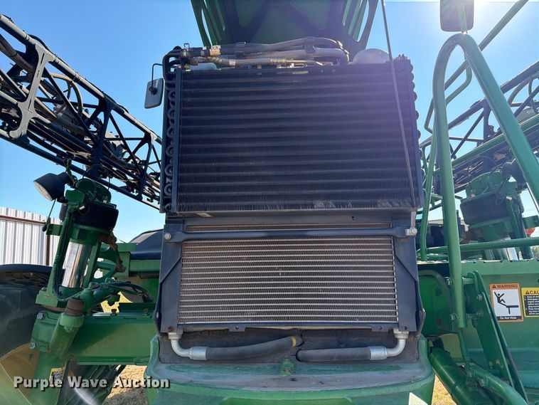 image for item YA1145 2010 John Deere 4730 sprayer