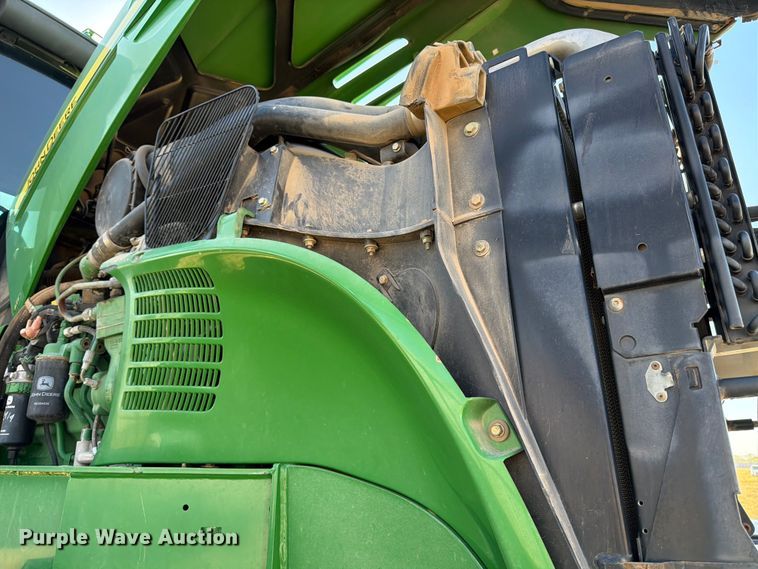 image for item YA1145 2010 John Deere 4730 sprayer