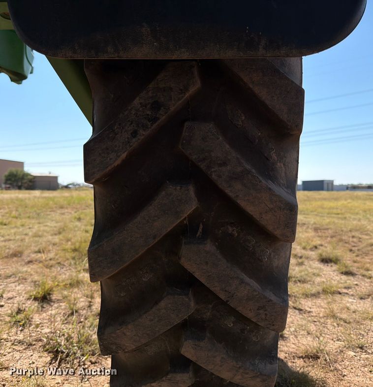 image for item YA1145 2010 John Deere 4730 sprayer