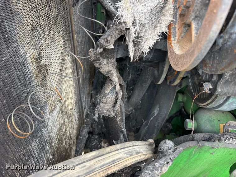 image for item YA1149 2015 John Deere 8370R MFWD tractor