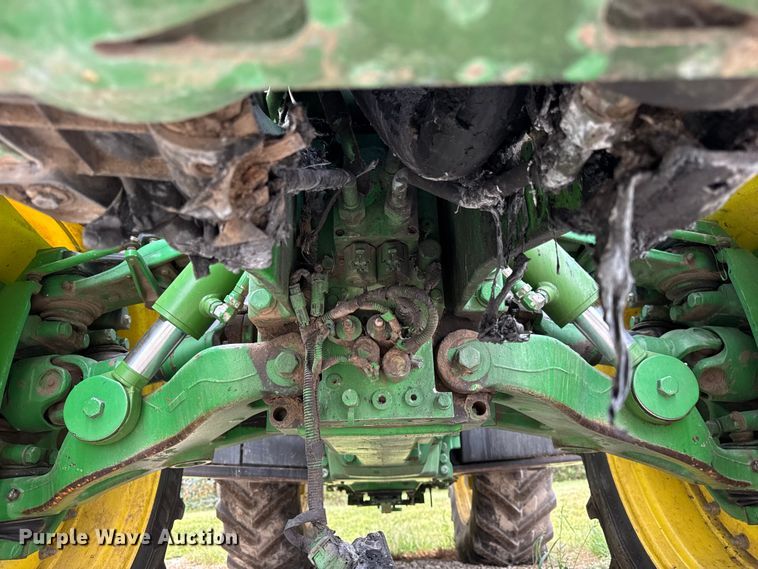 image for item YA1149 2015 John Deere 8370R MFWD tractor