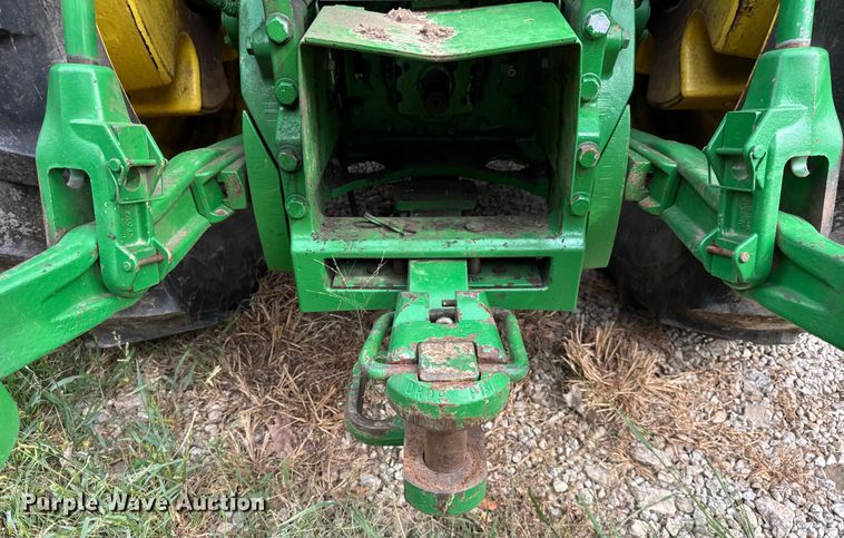 image for item YA1149 2015 John Deere 8370R MFWD tractor