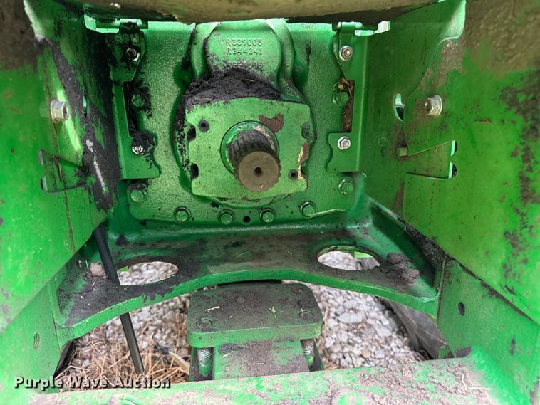 image for item YA1149 2015 John Deere 8370R MFWD tractor