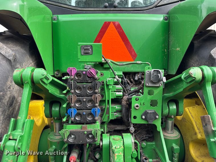 image for item YA1149 2015 John Deere 8370R MFWD tractor