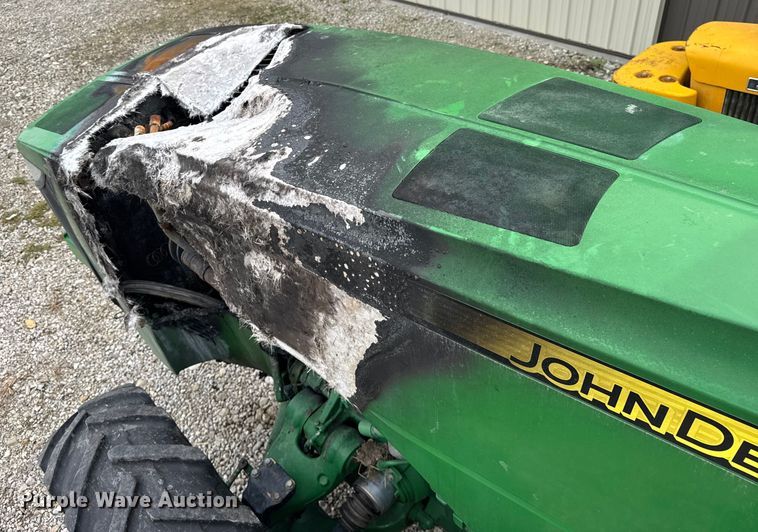 image for item YA1149 2015 John Deere 8370R MFWD tractor