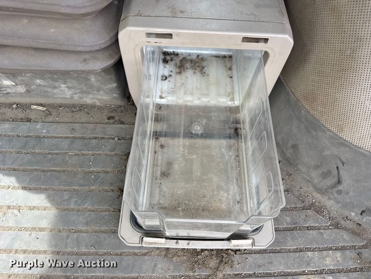 image for item YA1149 2015 John Deere 8370R MFWD tractor